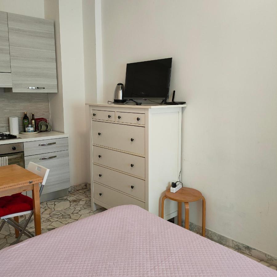 Anto Aircon Studio Monolocale A 15 Min Dal Centro Milán Exteriér fotografie